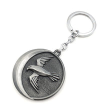 Load image into Gallery viewer, Game of Thrones Keychain House Stark Key Chain Song of Ice and Fire Key Rings Holder Souvenir for Gift Chaveiro Men Jewelry